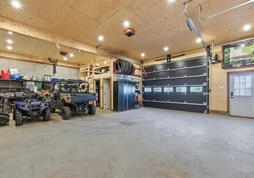 Maison à vendre - 200 Rue du Joli-Buisson, Sainte-Marguerite-du-Lac-Masson, J0T 1L0