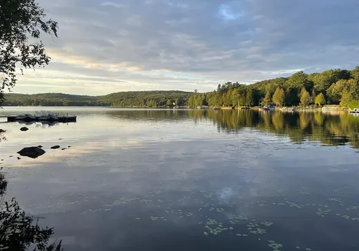 Maison à étages à vendre - 1045 Ch. du Lac-Connelly, St-Hippolyte, J8A2B5