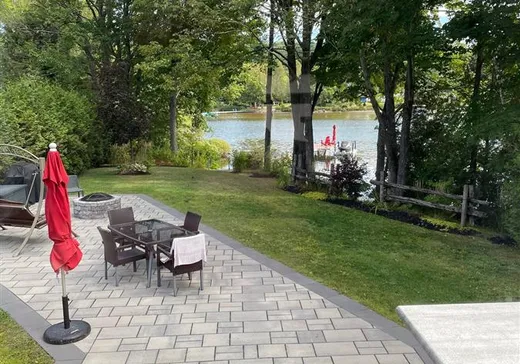 Maison à vendre - 1045 Ch. du Lac-Connelly, St-Hippolyte, J8A 2B5