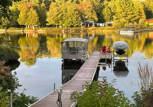 Maison à vendre - 1045 Ch. du Lac-Connelly, St-Hippolyte, J8A 2B5