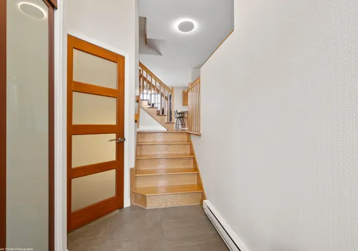 Maison à vendre - 3310 Boul. Pie-IX, Laval (Duvernay), H7E 5K8