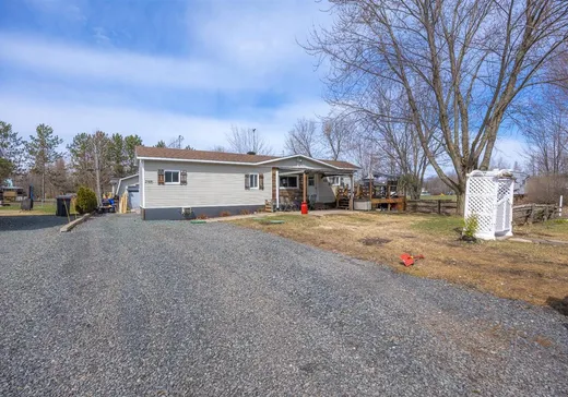 Mobile Home for sale - 249 16e avenue du Lac, Daveluyville, G0Z1C0