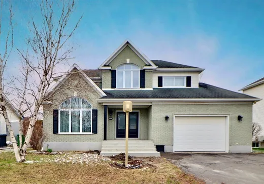Two or more stories for sale - 1555 Rue Amélie, Drummondville, J2C7J2
