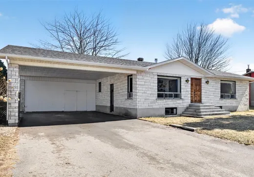 Maison à vendre - 155 Rue Masson, St-Pierre-Les-Becquets, G0X 2Z0