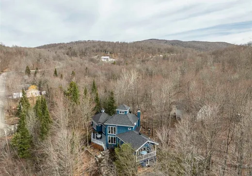 Maison à étages à vendre - 25 Rue des Vignes, Saint-Augustin-de-Desmaures, J0B1B0