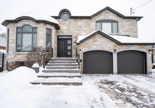 Split-level for sale - 9116 Rue Deschambault, Montreal (Saint-Leonard), H1R2C5