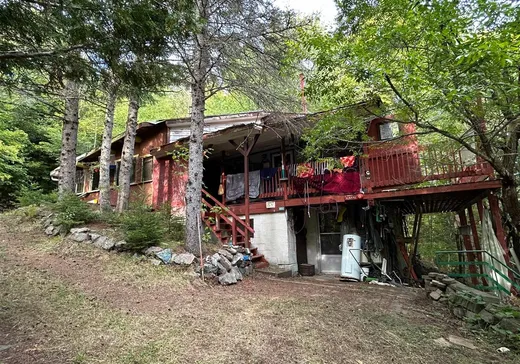 Maison à vendre - 1892 Mtée des Quatre-Lacs, St-Adolphe d'Howard, J0T 2B0