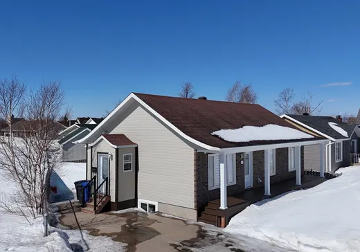 Maison à étages à vendre - 40 Rue Vaillancourt, Sept-Îles, G4R5A6