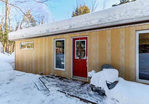 Maison à étages à vendre - 44 Rue B-et-B, Gore, J0V1K0