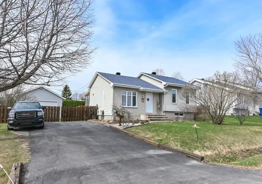 Maison à étages à vendre - 237 Rue André, Deux-Montagnes, J0N1M0