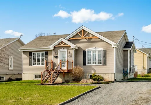 Maison à vendre - 136 Rue St-Gérard, East Angus, J0B 1R0
