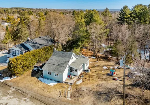 Two or more stories for sale - 7 Rue de la Croisée, Magog, J1X6Z4