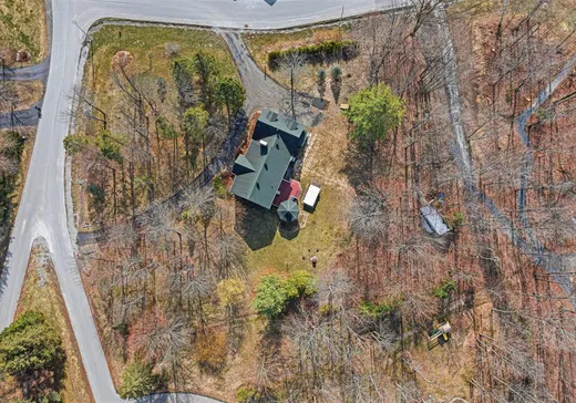 Maison à vendre - 3500 Rue Riopelle, Rock Forest-Saint-Élie-Deauville, J1N 0B1