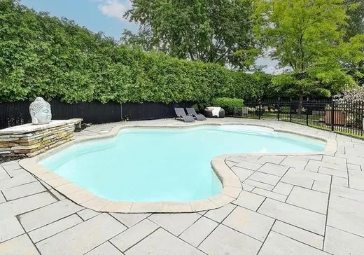 Maison à vendre - 130 Av. Charlemagne, Candiac, J5R 6P7