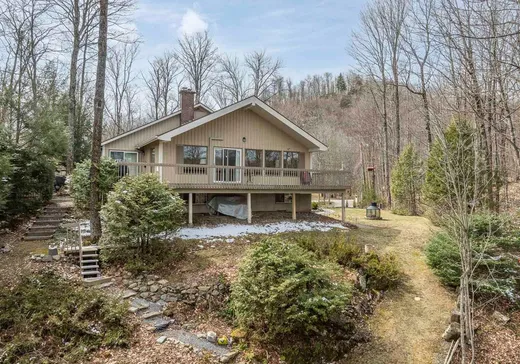 Bungalow à vendre - 145 Rue du Lac-des-Sittelles, Saint-Augustin-de-Desmaures, J0B1B0