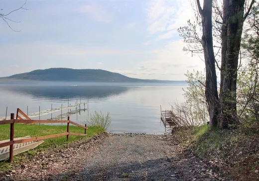 Maison à vendre - 6 Rue Joseph-Turcot, Témiscouata-sur-le-Lac, G0L 1E0