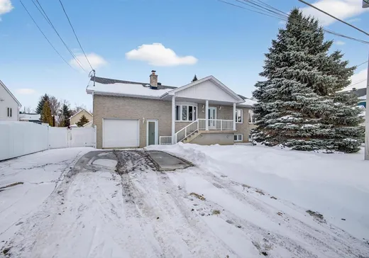 Maison à vendre - 164 14e Avenue, Saint-Zotique, J0P 1Z0