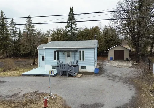 Bungalow à vendre - 1911 Boul. Maloney E., Gatineau, J8R3Z2