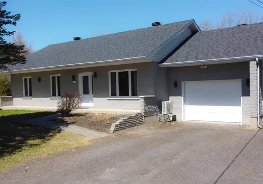 Bungalow à vendre - 2105 Ch. Ste-Élisabeth, Saint-Lazare, J7T2E9