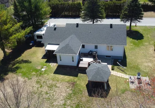 Maison à vendre - 2105 Ch. Ste-Élisabeth, Saint-Lazare, J7T 2E9