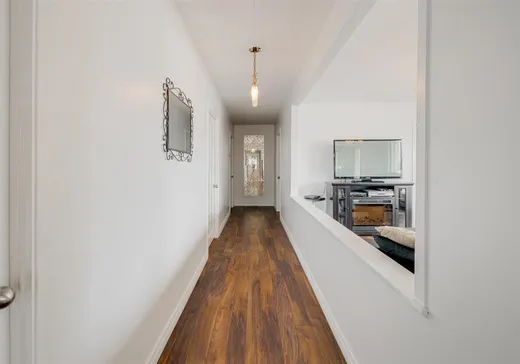 Maison à vendre - 285 Rue Dufresne, Saint-Marc-des-Carrières, G0A 4B0