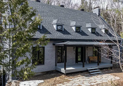 Two or more stories for sale - 365 Rue de la Légende, Sainte-Adèle, J8B3E9