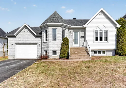 Bungalow for sale - 6120 Rue des Merles, Pointe-Du-Lac, G9B6G2