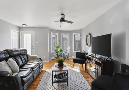 House for sale - 6120 Rue des Merles, Pointe-Du-Lac, G9B 6G2