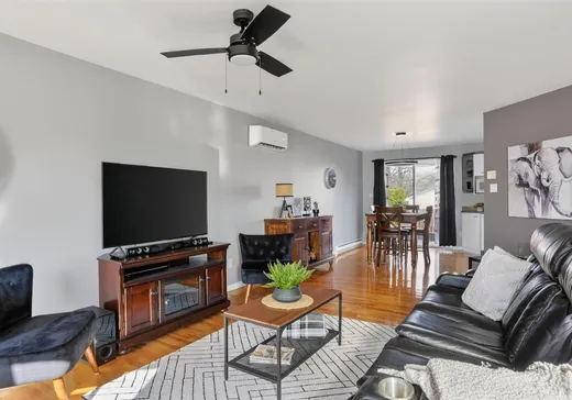 House for sale - 6120 Rue des Merles, Pointe-Du-Lac, G9B 6G2