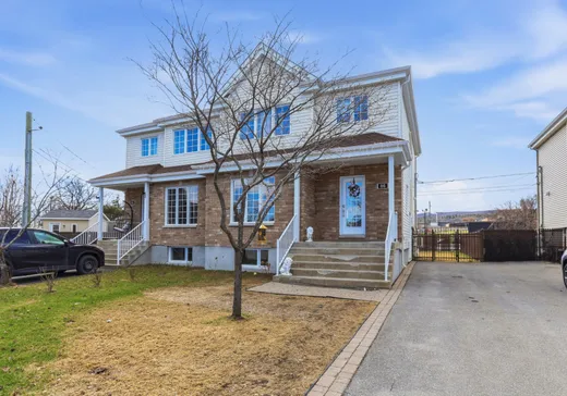 Maison à étages à vendre - 86 Crois. du Suroît, Rigaud, J0P1P0