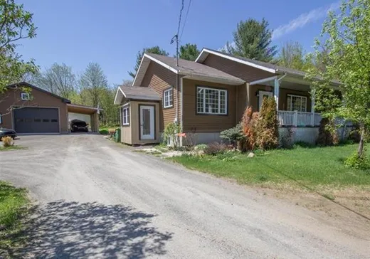 Bungalow for sale - 520 Ch. de Dunany, Lachute, J8H3W8