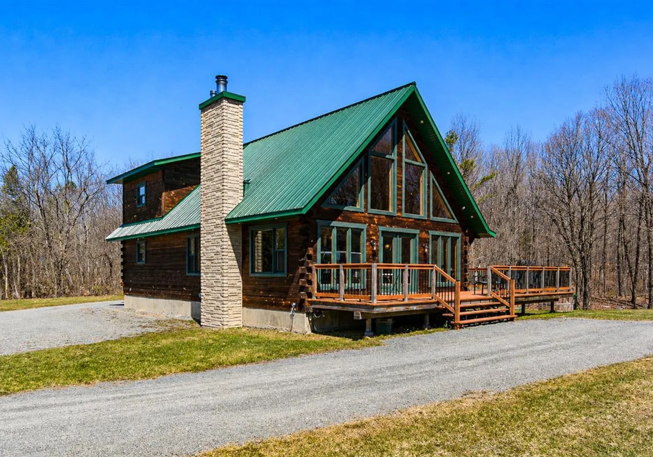 87 Ch. Whinfield — photo 2