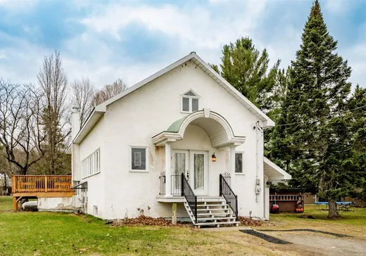 Bungalow à vendre - 1 Rue Grey, Bury, J0B1J0