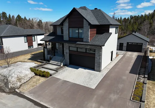 Two or more stories for sale - 1715 Rue de l'Orée-des-Bois, Jonquière, G7S0H2