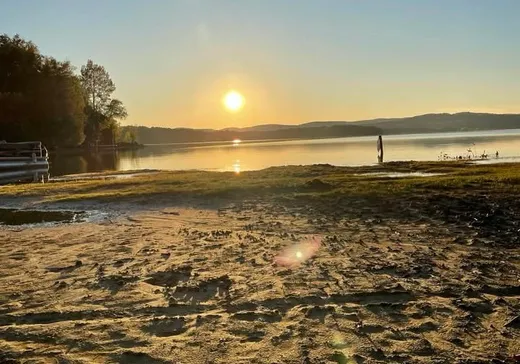 Maison à vendre - 411 Rue du Bout-de-l'Île, Mont-Laurier, J9L 3G3