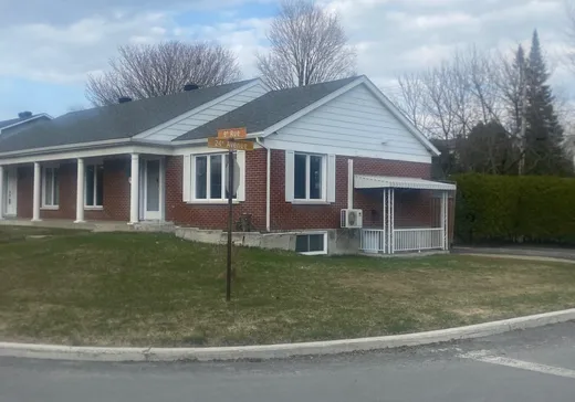 Maison à vendre - 954 9e Rue, Saint-Jérôme, J7Z 6J1