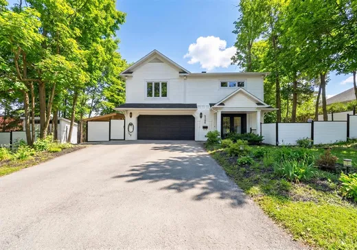 Maison à vendre - 3390 Rue La Vérendrye, Sherbrooke, J1L 1Z6