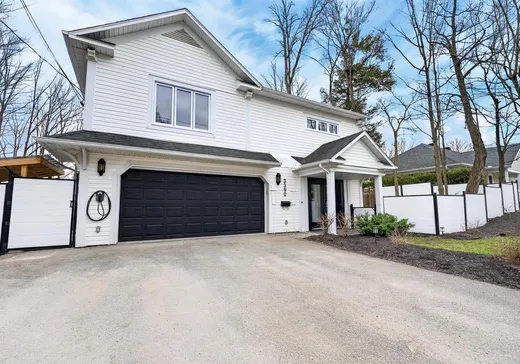 Maison à vendre - 3390 Rue La Vérendrye, Sherbrooke, J1L 1Z6