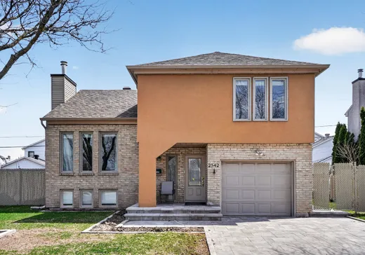 Maison à étages à vendre - 2542 Boul. des Oiseaux, Laval (Sainte-Rose), H7L4X2