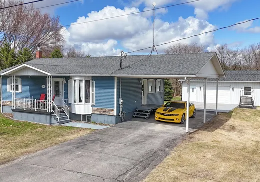 Maison à vendre - 108 Ch. Laroche, Val des Sources, J1T 3M7