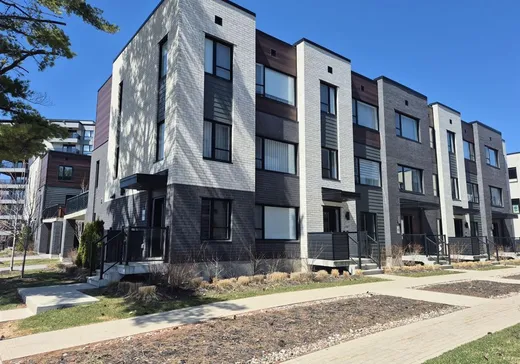 Two or more stories for sale - 133Z Rue Carmelle-Boutin, Blainville, J7C0Z9