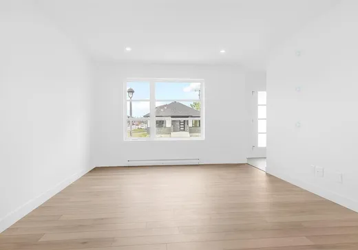 Maison à vendre - 2314 Rue des Passereaux, Sainte-Marie, G6E 1E6