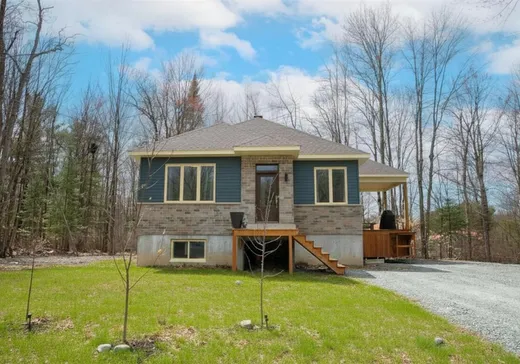 Bungalow à vendre - 26 Rue Smith, Bromont, J2L3K1