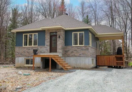 Maison à vendre - 26 Rue Smith, Bromont, J2L 3K1