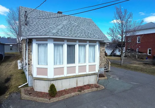 Maison à vendre - 1260 Rue Principale, Lac-Mégantic, G0Y 1G0