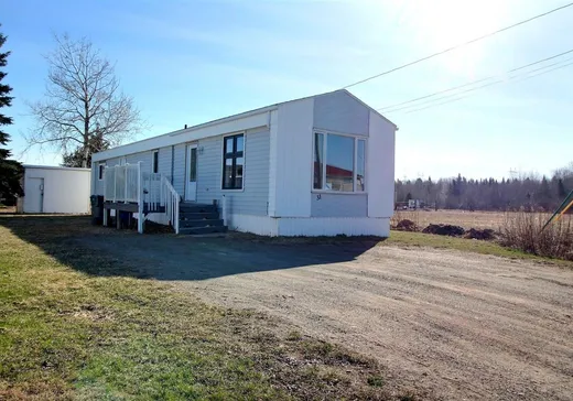 Bungalow à vendre - 31 Rue Lévesque, Saint-Antonin, G0L2J0