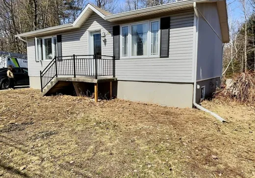 Maison à vendre - 3828 Rue St-Vincent, Rawdon, J0K 1S0