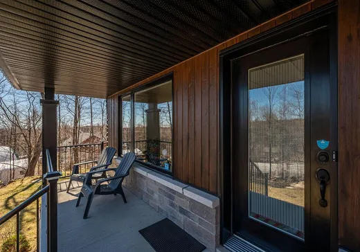 Maison à vendre - 32 10e Avenue, St-Hippolyte, J8A 1C5