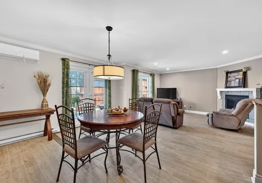 Condo à vendre - 401 Av. des Terrasses, App. 2, Laval (Auteuil), H7H 0A5