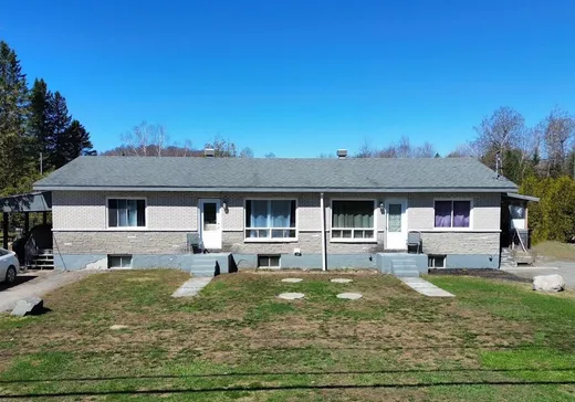 Bungalow à vendre - 1721-1721A Route du Nord, Brownsburg-Chatham, J8G1E2